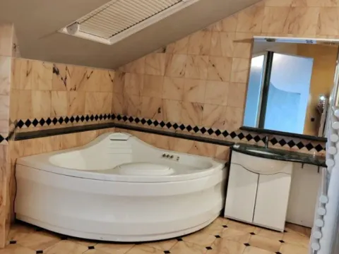 Prodaja, petosoban stan, 355m², Preko Morače, Podgorica - image 6