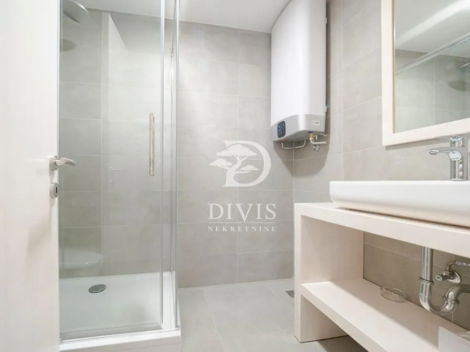Sale, four bedroom apartment, 128m², Vračar Hram, Vračar Sve Podlokacije