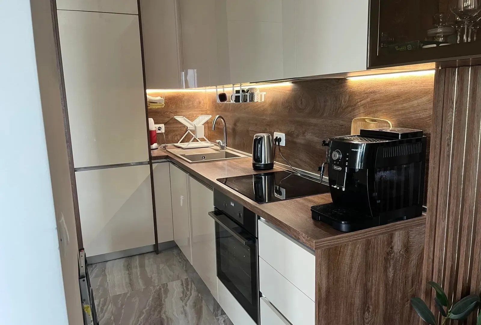 Rent, two bedroom apartment, 55m², Pod Kuk, Tivat