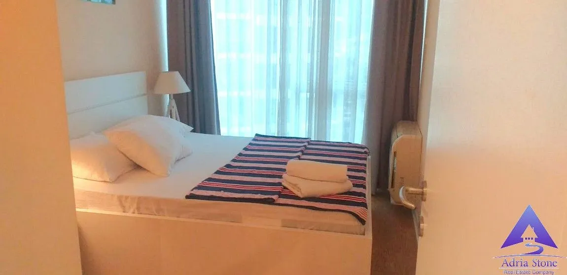 Prodaja, jednosoban stan, 58m², Centar, Budva