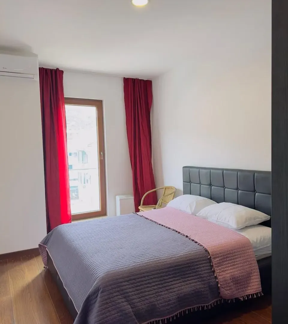Sale, two bedroom apartment, 86m², Slovenska Plaža, Budva