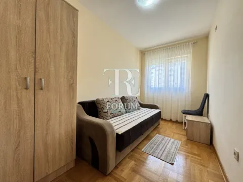 Rent, two bedroom apartment, 65m², Stari Aerodrom, Podgorica - image 10
