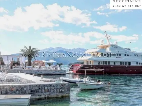 Sale, house, 236m², Obala Đuraševića, Tivat - image 3