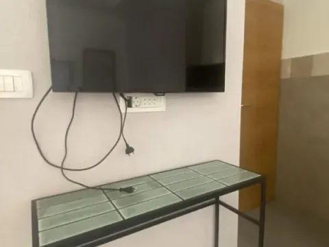 Izdavanje, garsonjera, 30m², Šušanj, Bar - image 2