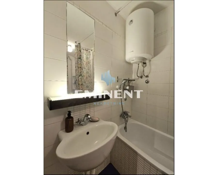 Rent, apartment, 40m², Vukov Spomenik, Zvezdara Sve Podlokacije