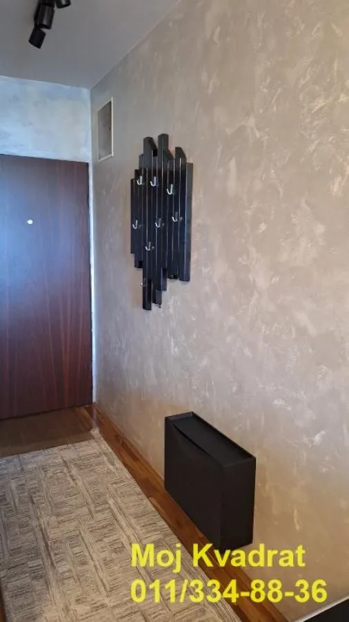 Izdavanje, garsonjera, 25m², Karaburma, Palilula Sve Podlokacije