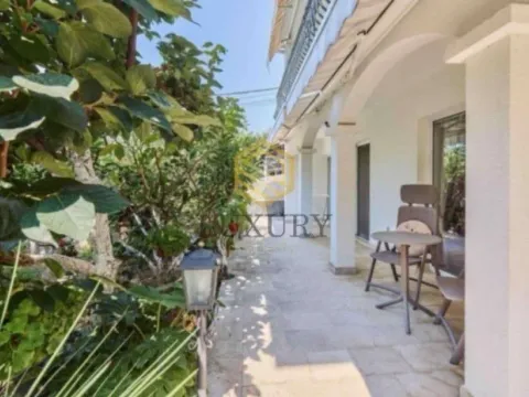 Rent, one bedroom apartment, 55m², Pod Kuk, Tivat - image 6