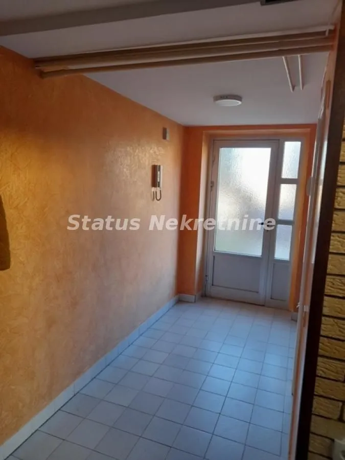 Prodaja, kuća, 360m², Sremska Kamenica, Petrovaradin