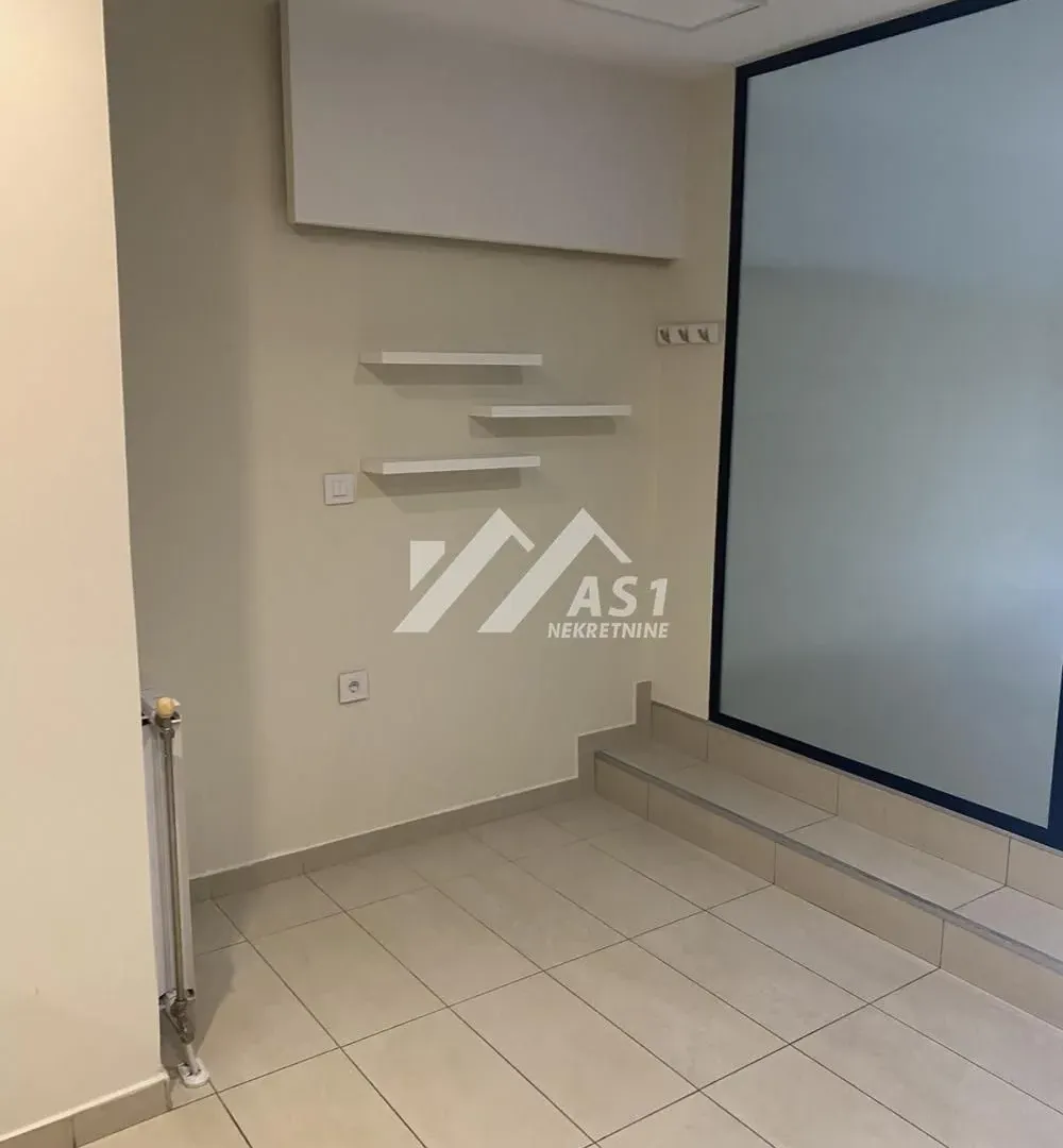 Rent, office space, 45m², Detelinara, Novi Sad Sve Podlokacije