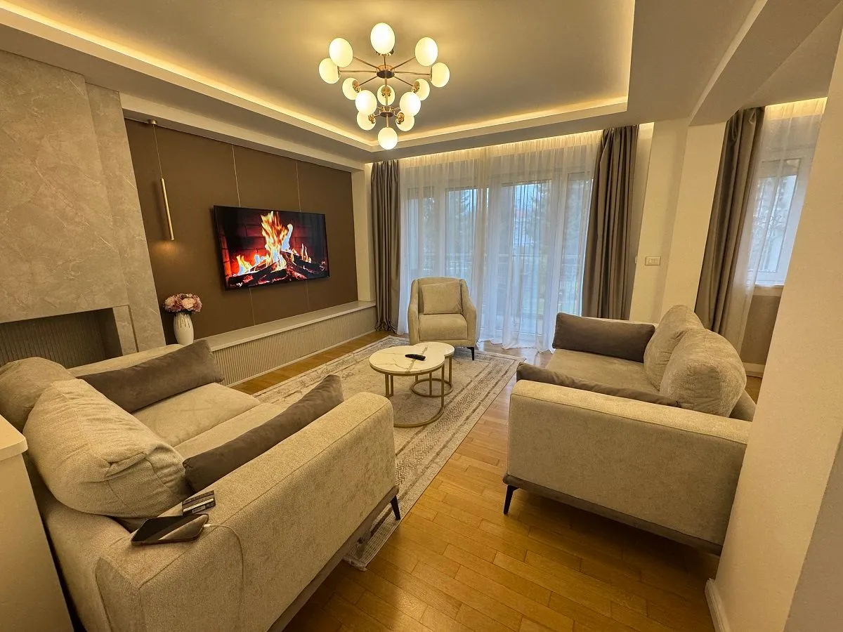 Rent, four bedroom apartment, 150m², Dedinje Sve Podlokacije, Beograd