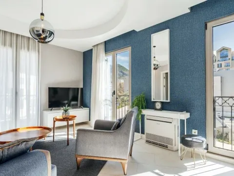 Prodaja, jednosoban stan, 45m², Centar, Tivat - image 7