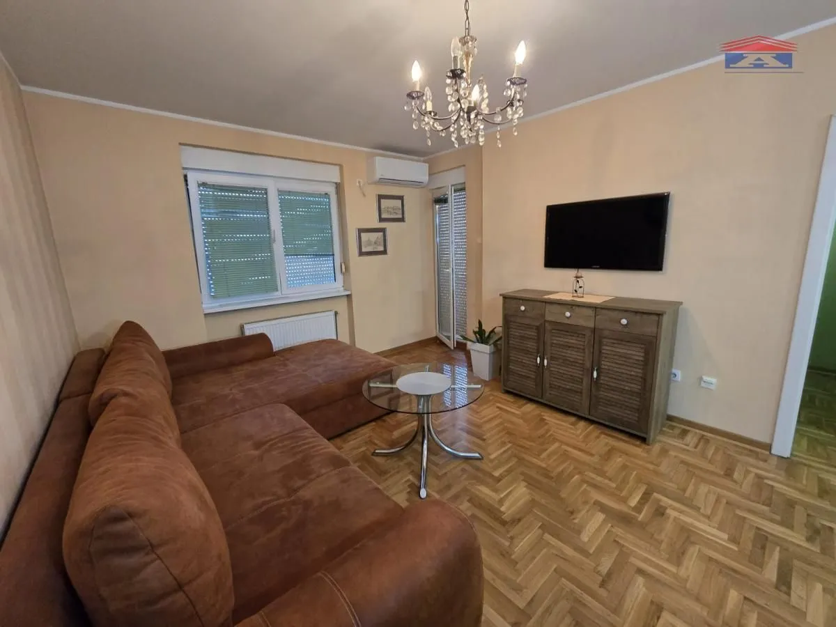 Rent, one bedroom apartment, 35m², Grbavica, Novi Sad Sve Podlokacije