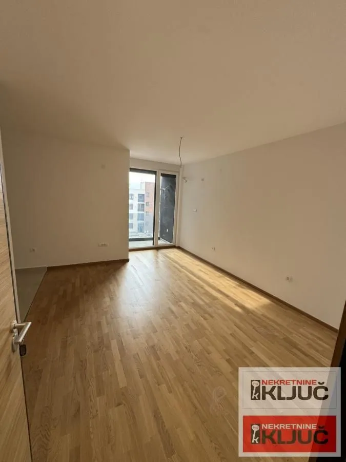Prodaja, garsonjera, 29m², Bulevar patrijarha Pavla, Novi Sad Sve Podlokacije
