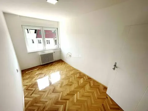 Izdavanje, trosoban stan, 86m², Medijana, Niš - image 8