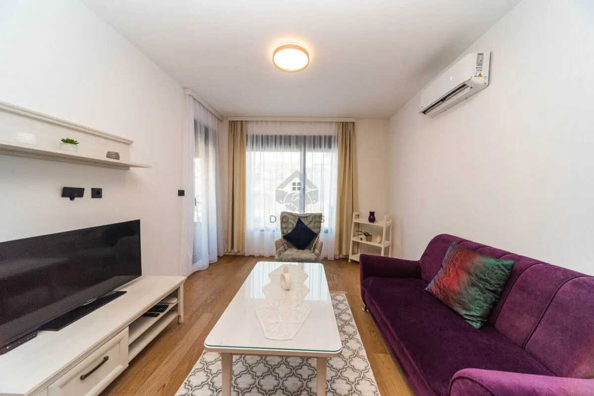 Izdavanje, jednosoban stan, 47m², Donja Gorica, Podgorica
