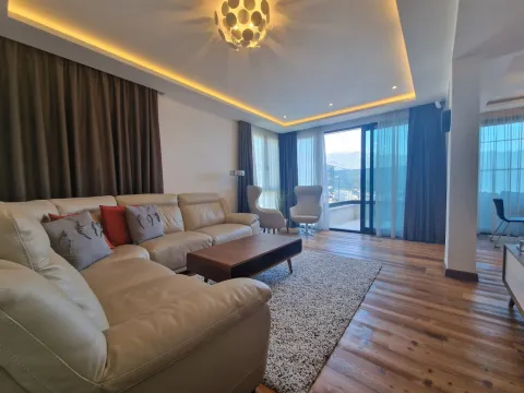 Prodaja, stan, 300m², Budva, Crna Gora - image 1