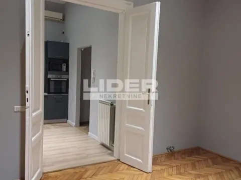 Rent, two bedroom apartment, 45m², Stari Grad, Beograd - image 7