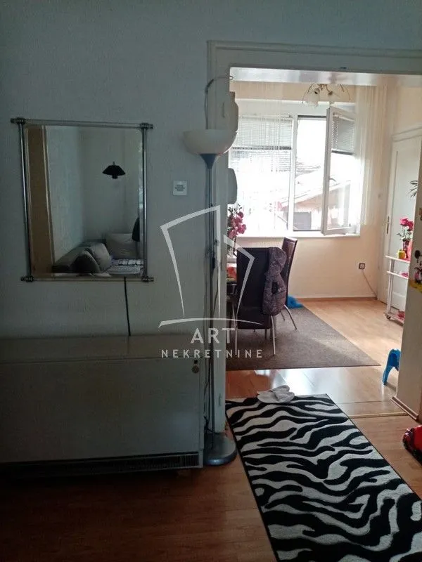 Prodaja, kuća, 91m², Zemun Kalvarija, Zemun Sve Podlokacije