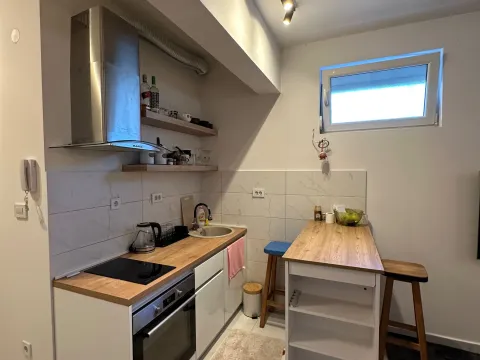 Stan-na-dan, jednosoban stan, 33m², City Kvart, Podgorica - image 5