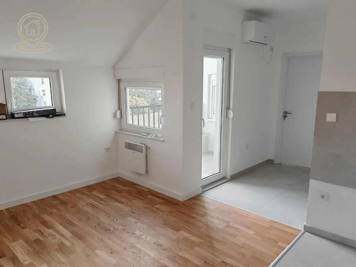 Prodaja, jednosoban stan, 36m², Grbavica, Novi Sad Sve Podlokacije