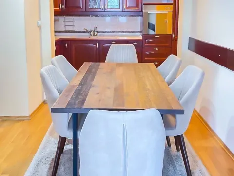 Izdavanje, dvosoban stan, 100m², Centar, Podgorica - image 8