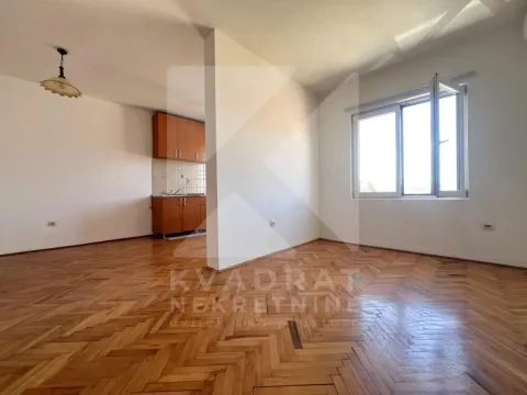 Rent, one bedroom apartment, 58m², Stari Aerodrom, Podgorica - image 3