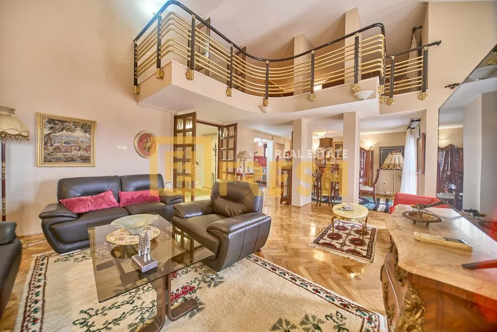 Izdavanje, kuća, 280m², Gorica C, Podgorica