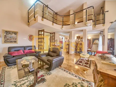 Rent, house, 280m², Gorica C, Podgorica - image 2