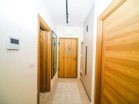 Rent, one bedroom apartment, 43m², Podgorica, Crna Gora - image 9