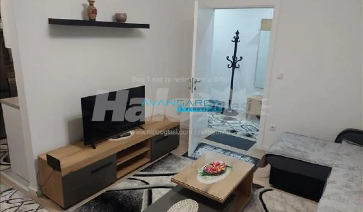 Izdavanje, stan, 57m², Crveni Krst, Beograd