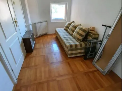Izdavanje, jednosoban stan, 48m², Centar, Novi Sad - image 14
