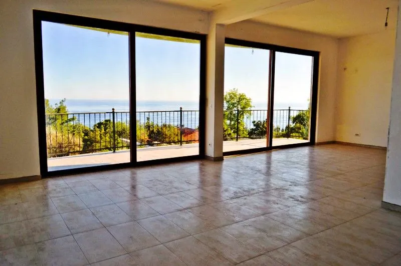 Sale, house, 600m², Bar, Crna Gora