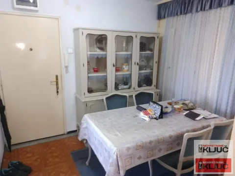 Prodaja, trosoban stan, 72m², Železnička Stanica, Novi Sad Sve Podlokacije - image 5