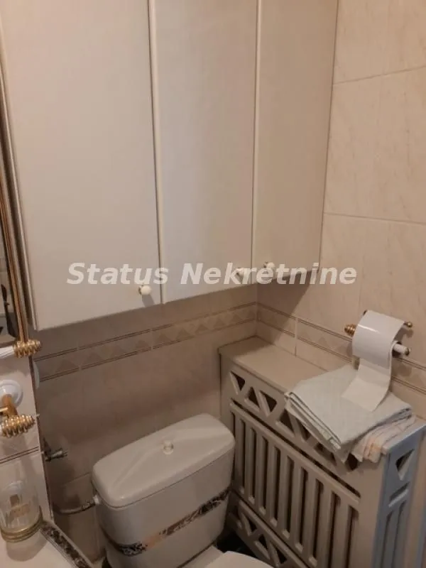 Izdavanje, trosoban stan, 80m², Liman 2, Novi Sad Sve Podlokacije
