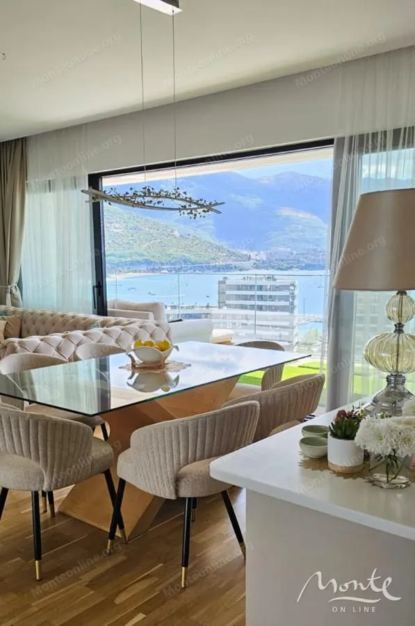 Sale, three bedroom apartment, 124m², Komoševina, Budva