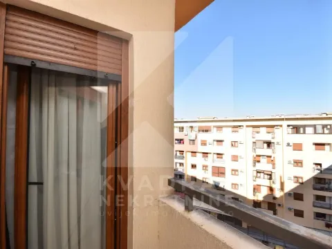 Prodaja, jednosoban stan, 40m², Stari Aerodrom, Podgorica - image 10