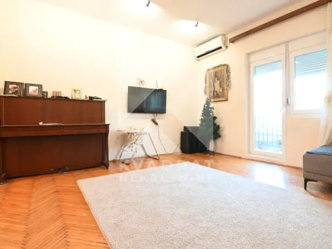 Sale, house, 276m², Masline, Podgorica - image 4