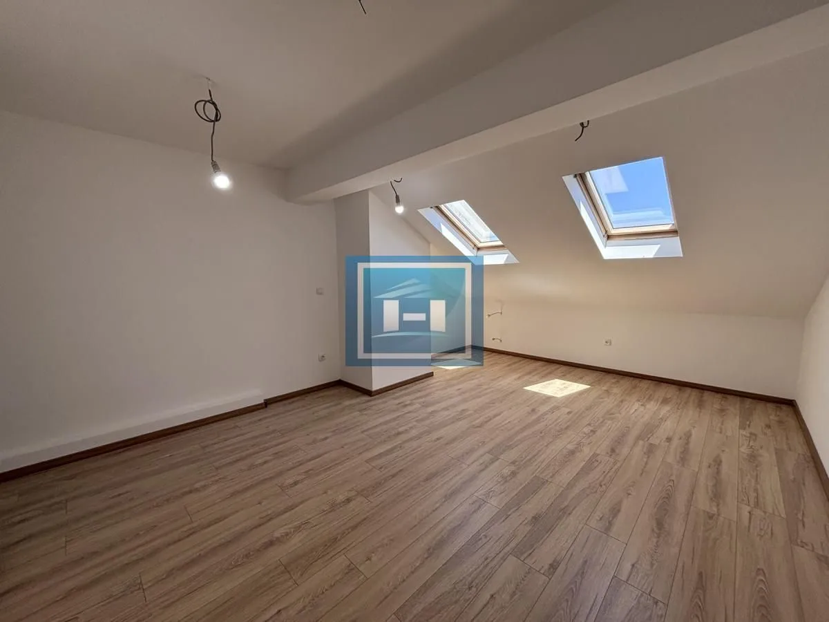 Prodaja, dvosoban stan, 83m², Centar, Jagodina