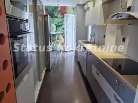 Izdavanje, četvorosoban stan, 116m², Novi Sad, Srbija - image 24