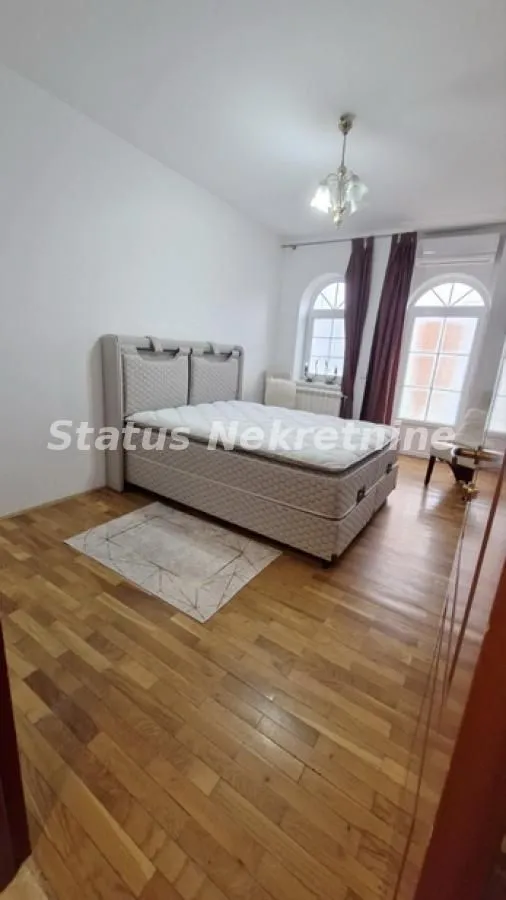 Prodaja, kuća, 338m², Sremska Kamenica, Petrovaradin