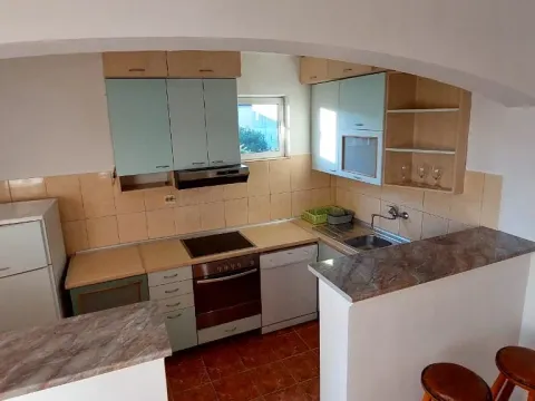 Rent, three bedroom apartment, 130m², Dahna, Podgorica - image 6