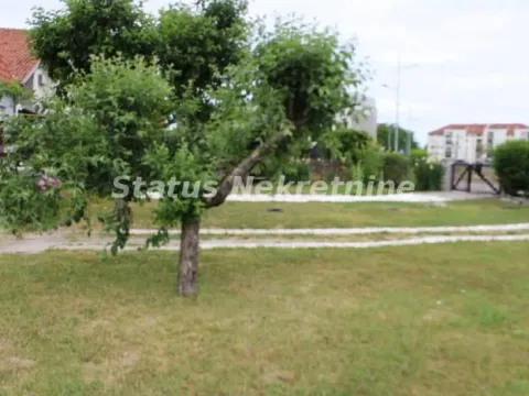 Prodaja, kuća, 242m², Novo naselje, Novi Sad - image 29