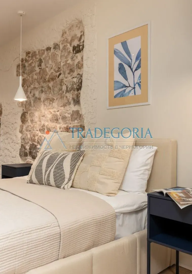 Prodaja, kuća, 170m², Škaljari, Kotor