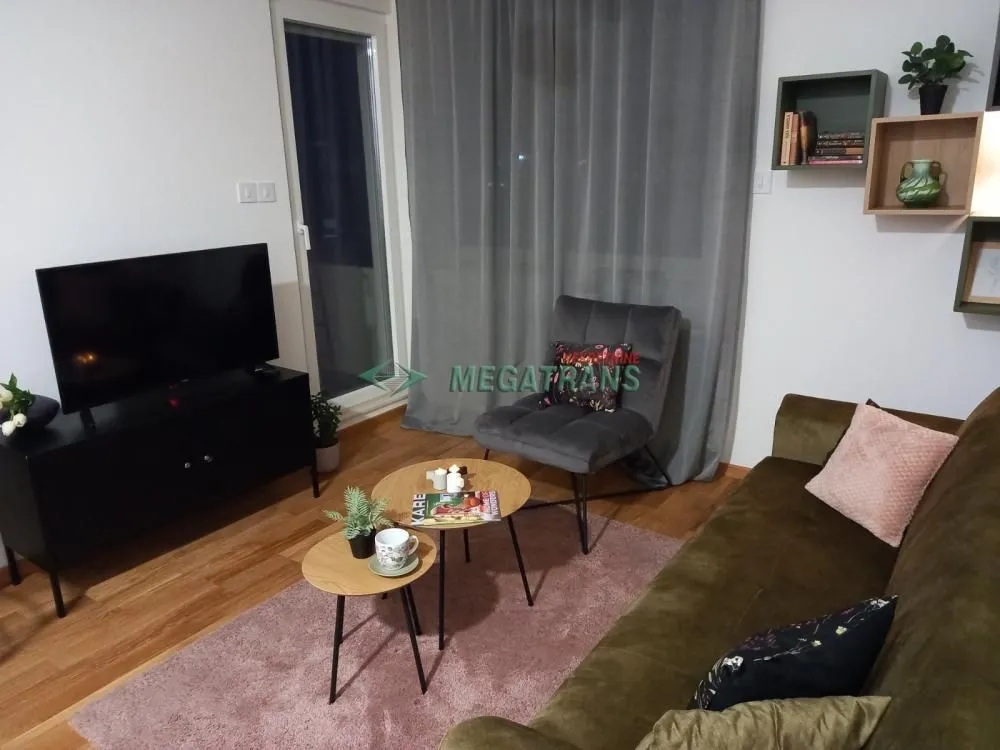 Izdavanje, dvosoban stan, 35m², Telep, Novi Sad Sve Podlokacije