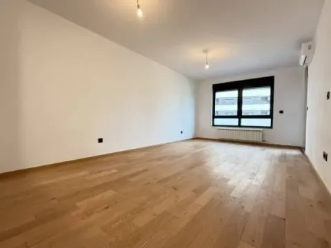 Prodaja, dvosoban stan, 58m², Hala Pionir, Palilula Sve Podlokacije - image 3