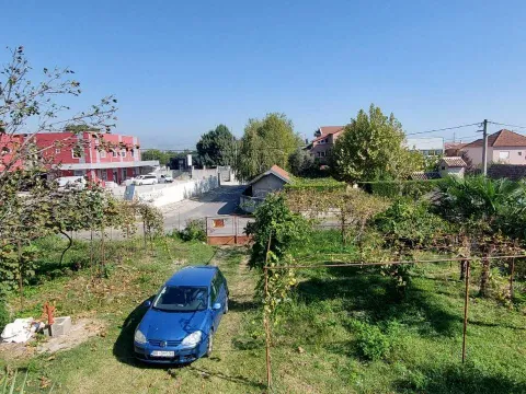 Prodaja, kuća, 252m², Podgorica, Crna Gora - image 3