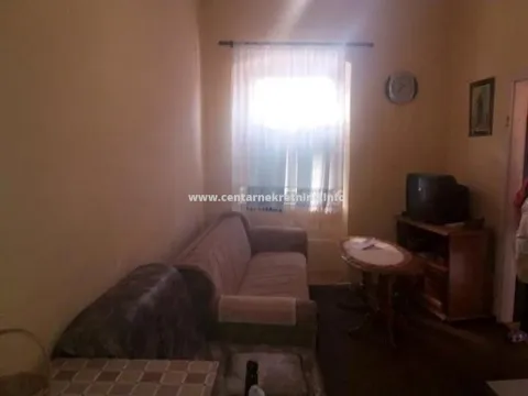 Prodaja, kuća, 48m², Stara Varoš, Podgorica - image 3