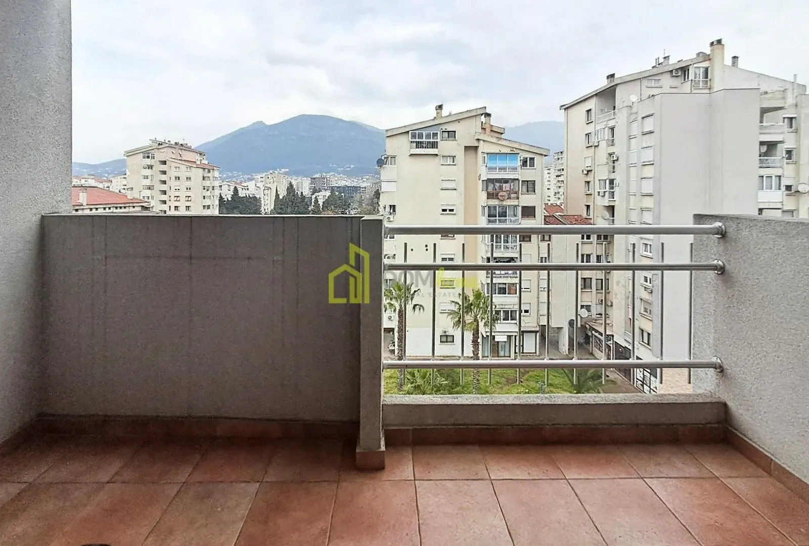 Izdavanje, dvosoban stan, 75m², Čeluga, Bar