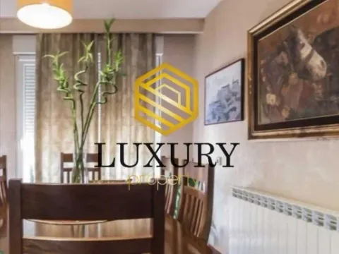 Prodaja, kuća, 330m², Gorica C, Podgorica - image 6