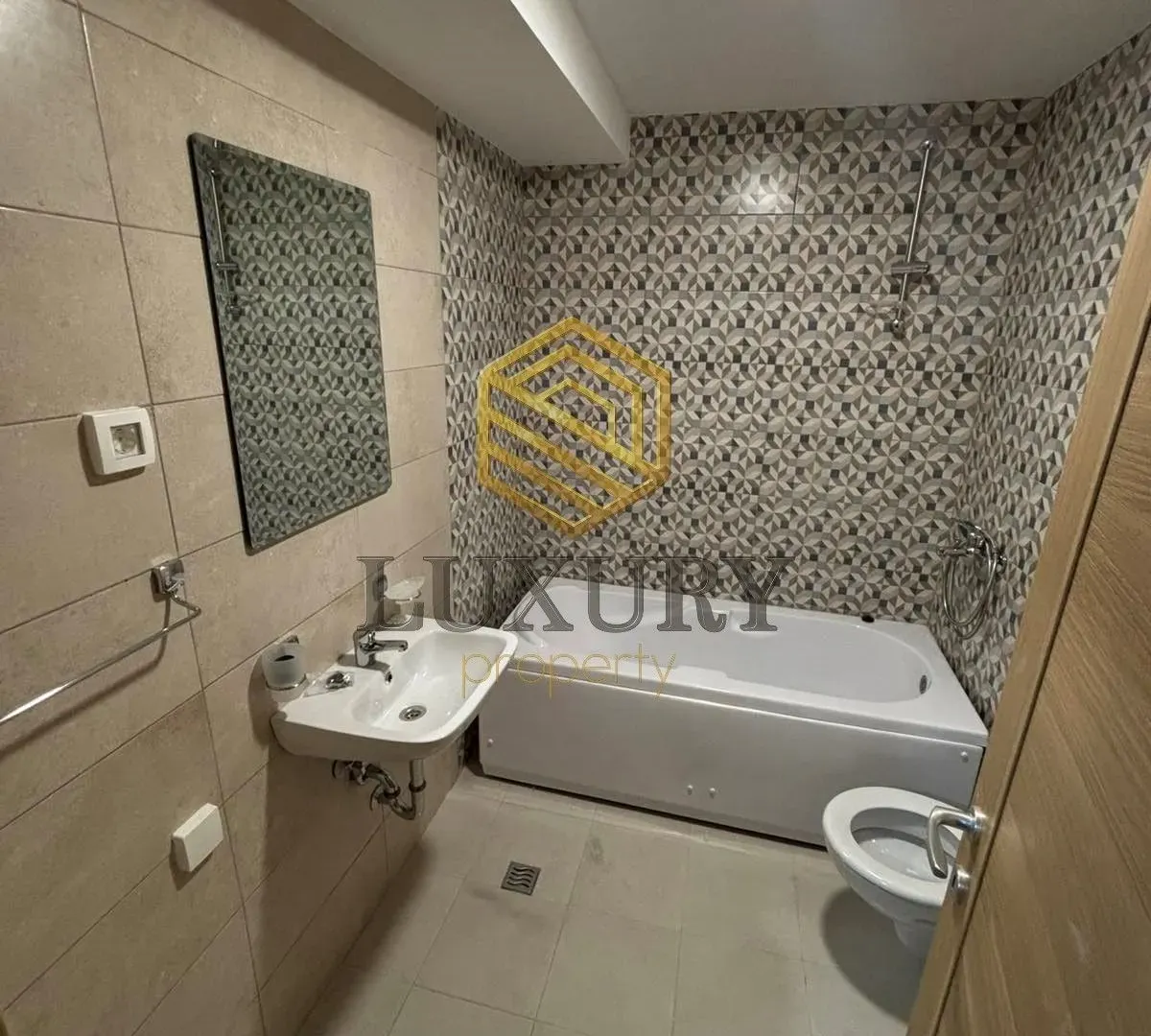 Rent, two bedroom apartment, 56m², Stari Aerodrom, Podgorica